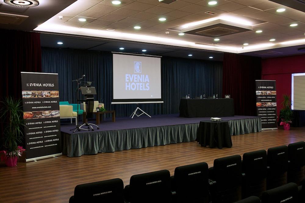 Evenia Olympic Palace Lloret de Mar Exterior photo